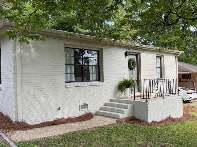 112 Louis Avenue
