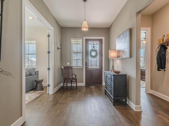 112 Laughing Pear Dr