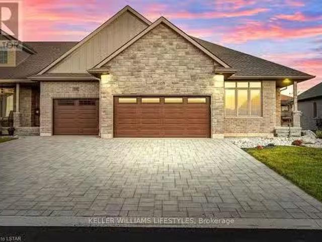 112 Leneve Street, Lambton Shores Forest, ON, N0N 1J0 hous.