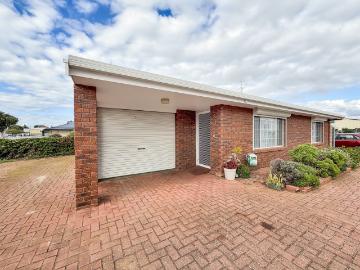 1/12 Lipson Road, Tumby Bay SA 5605 Apartment For Rent | Domain