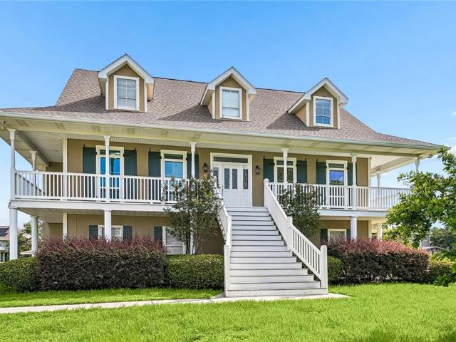 112 Moray Drive