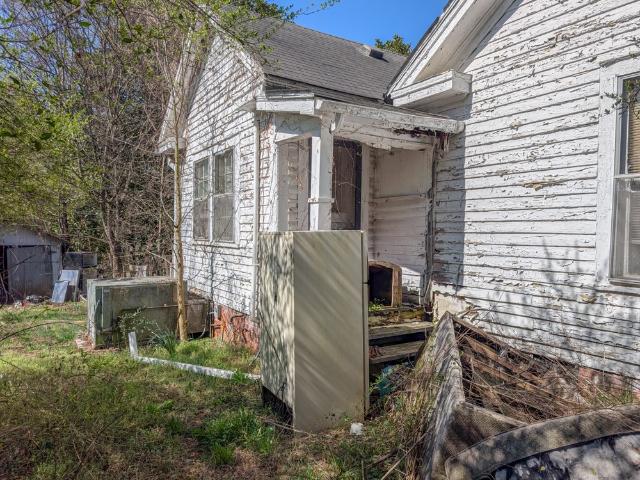 112 Mays Street