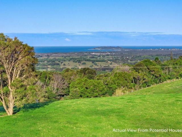 112 magnificent acres with ocean views just 15 mins to Byron Bay