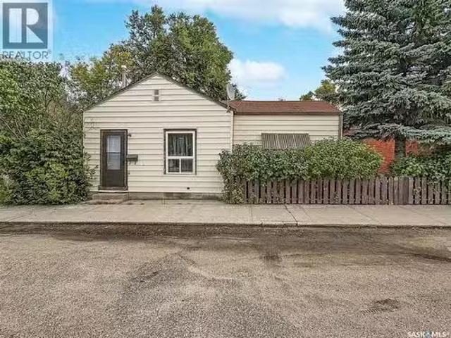 112 Main Street, Harris, SK, S0L 1K0 house for sale Listing.
