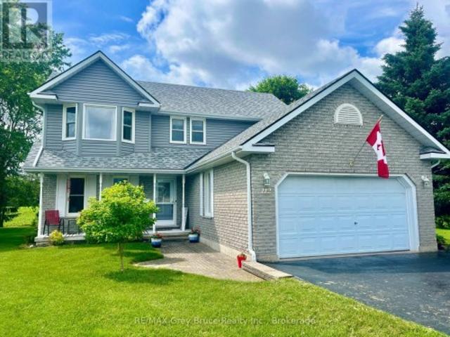 112 Mary Avenue, Georgian Bluffs, ON, N4K 5N5 house for sale | Listing ID X13500 | Royal LePage