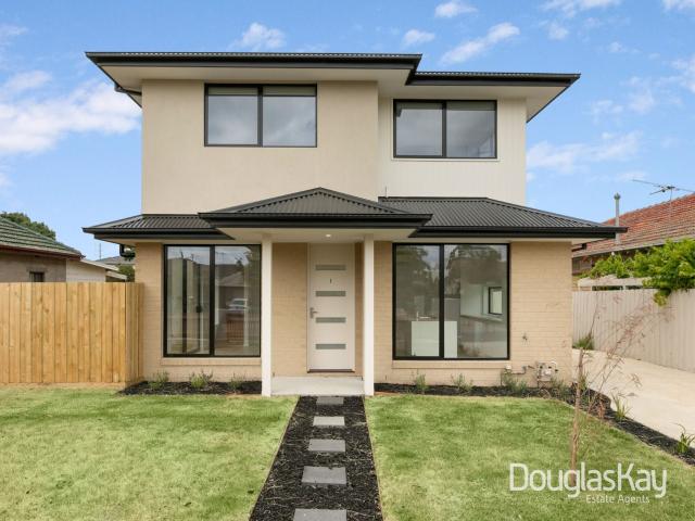 1/12 McLean Street, Albion