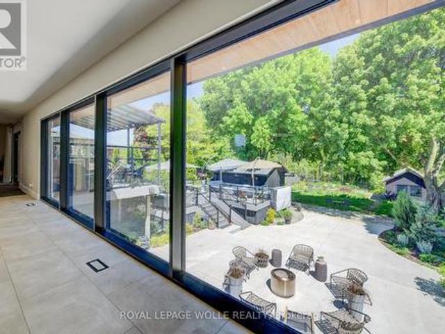 112 Mitchell Street, North Dumfries, ON, N0B 1E0 house for sale | Listing ID X13486 | Royal LePage