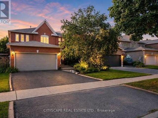 112 Mulholland Drive, Vaughan, ON, L4J 7T8 house for sale | Listing ID N13636 | Royal LePage