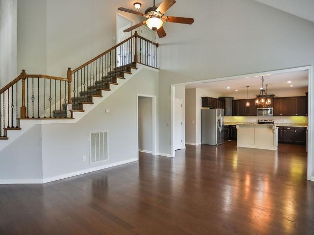 112 Myrtlewood Ln