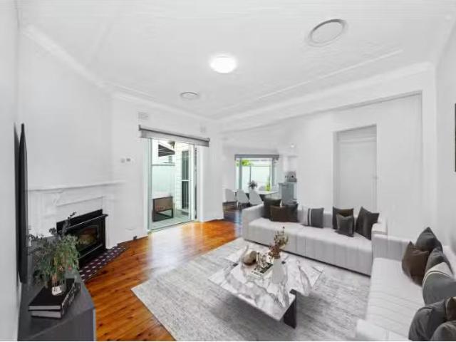 112 Ninth Avenue, Campsie House for rent Listed by Kevin He of