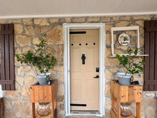 112 S High Street