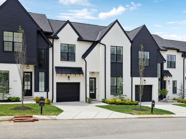 112 Shadow Springs Dr