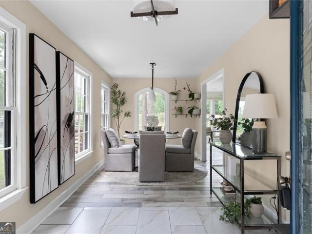 112 Sinclair Circle
