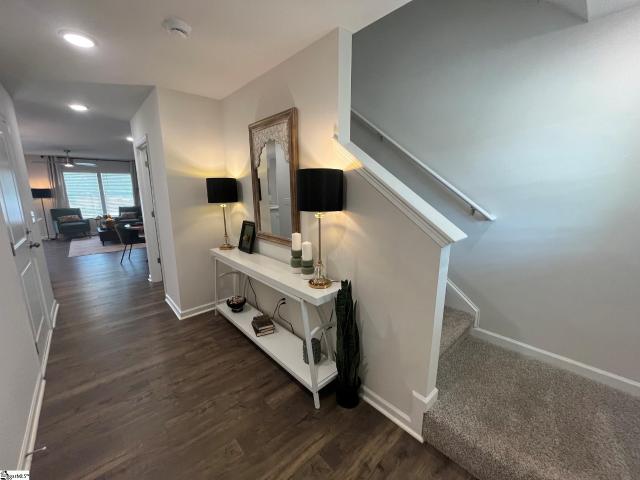 112 Stonyway Lane