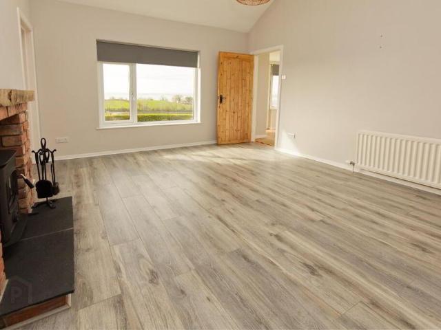 112 Portaferry Road, Newtownards, BT22 2AH
