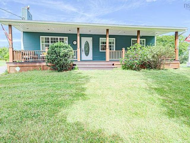 112 Pleasant Street, Stellarton, NS, B0K 1S0 house for sale | Listing ID 202618 | Royal LePage