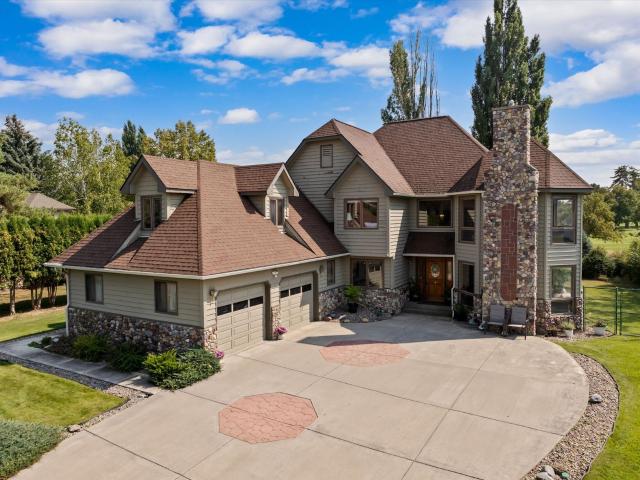 112 River View Dr, Kalispell, MT