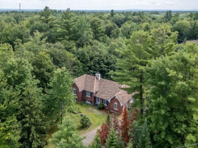 112 Rue Jacques, Saint Colomban, QC, J5K 1G2 house for sale | Listing ID 15278 | Royal LePage