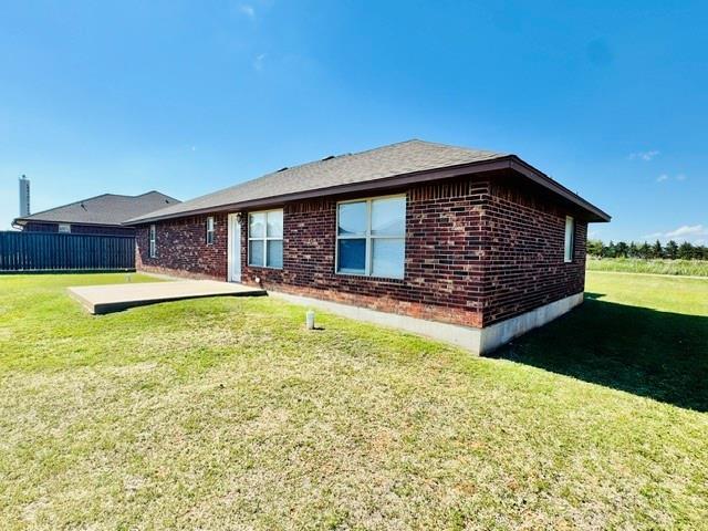 112 W Comanche Avenue