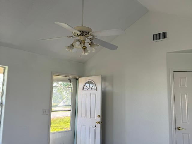 112 W San Antonio St, Runge, TX 78151 | MLS #1950