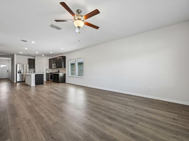 112 Woodbrook Dr