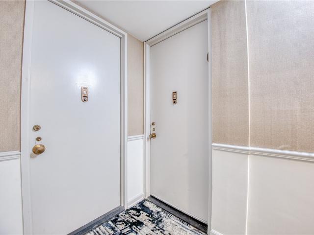 112 Washington Pl 15A