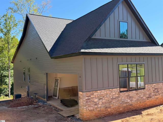 112 Wedge Way