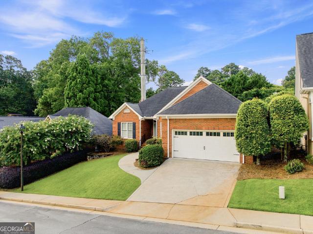 112 Vinings Drive SE