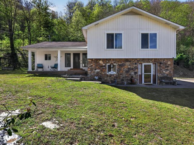 11343 Robinson Hollow Road