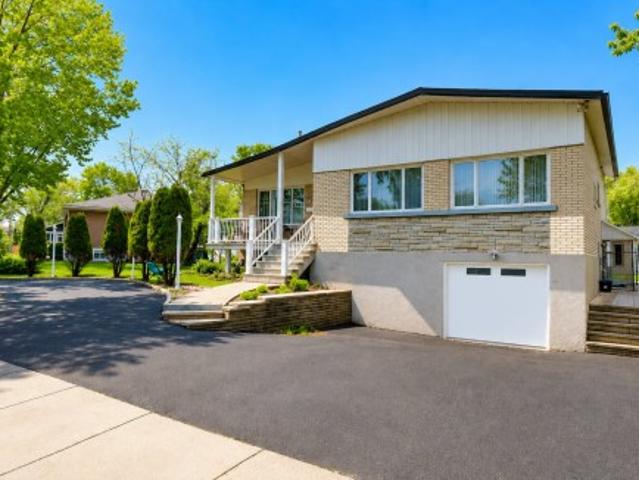 1134 Rue Marquis, Laval Chomedey, QC, H7W 1G1 house for sale | Listing ID 19157 | Royal LePage