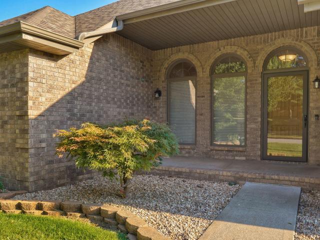 1134 W Pheasant Run Street