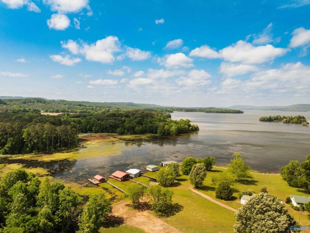 1135 Menominee Road