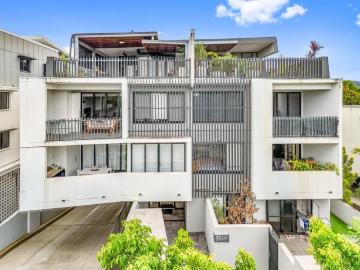11/35 Clarence Road, INDOOROOPILLY, QLD 4068