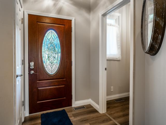 1135 E Main Cross Street