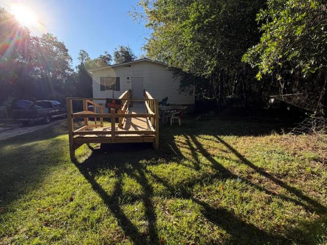 1135 Pineland Terrace