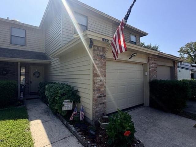 1135 Romaine Cir W, Jacksonville, FL 32225