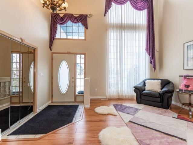 1135 Street, Edmonton, AB, T6J 6X5 house for sale | Listing ID E4495 | Royal LePage