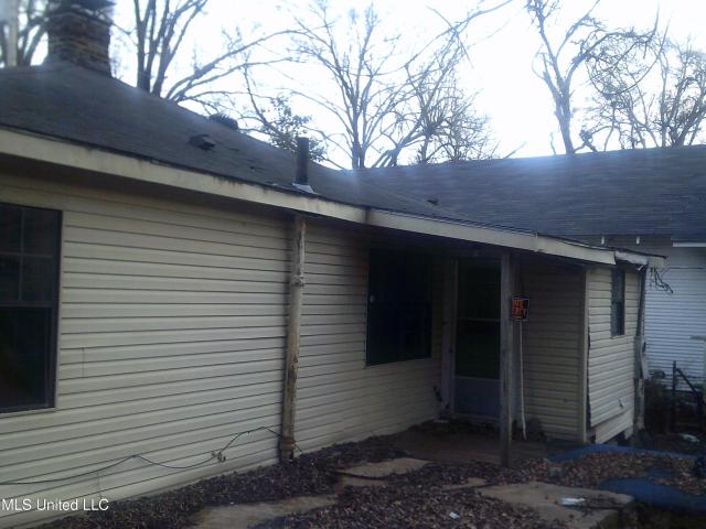1135 S Mound Street