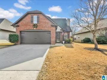 1136 AVALON DR, MOODY, AL 35004