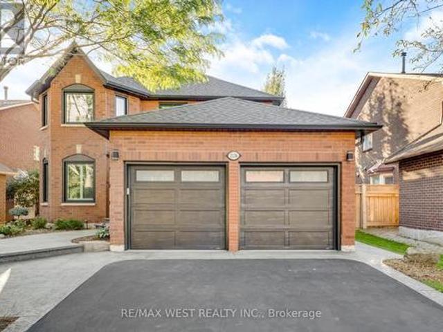 1136 Goodson Crescent, Oakville, ON, L6H 4A4 house for sale | Listing ID W13824 | Royal LePage