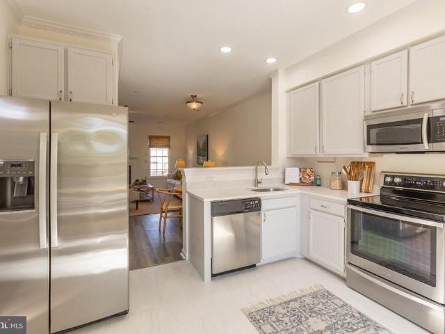 1136 Wickford Court