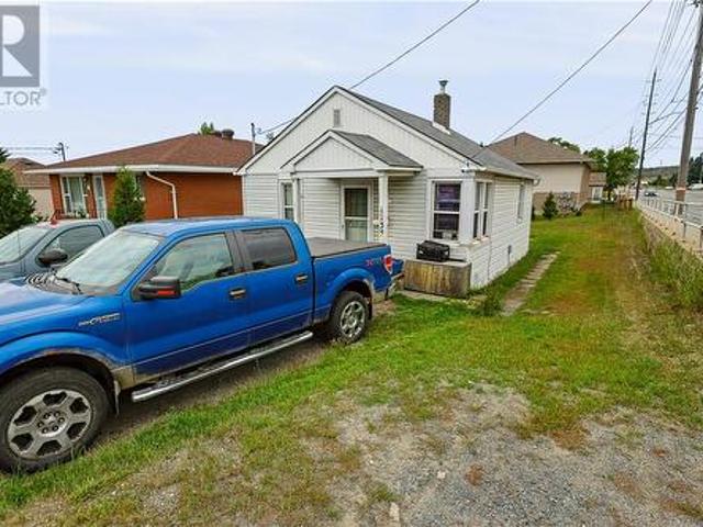 1137 Martin Avenue, Greater Sudbury, ON, P3A 1Z8 house for sale | Listing ID 2129 | Royal LePage