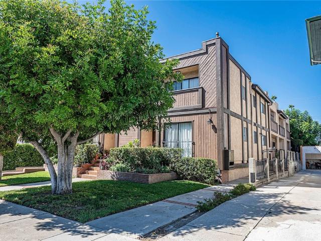 1137 N Maryland Ave #4