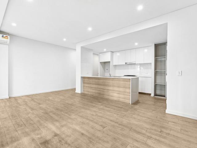 11/37 Charles StreetLiverpool NSW 2170, Australia