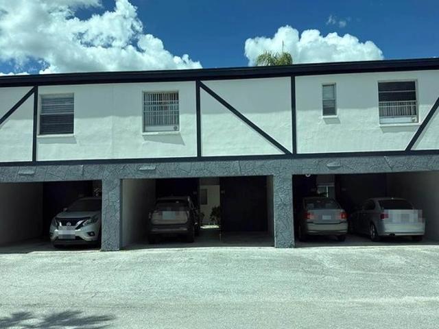 1137 King Arthur Ct Apt 503, Dunedin, FL 34698