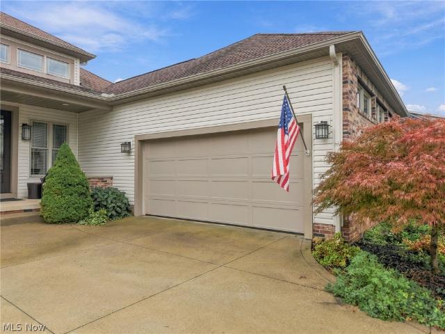1137 Laurel Green Drive NE