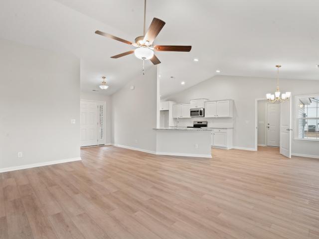 1137 Pecan Grove Blvd