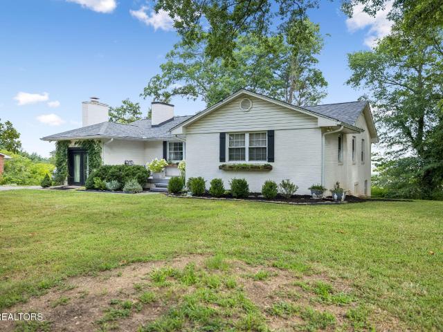 1137 View Drive