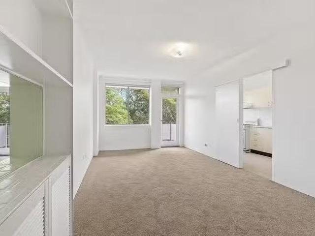 11/386 Mowbray Road West, Lane Cove North, NSW 2066