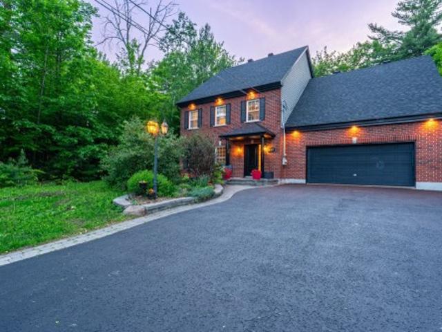 1138 Rue Du Geai Bleu, Saint Jérôme, QC, J5L 2R5 house for sale | Listing ID 14045 | Royal LePage
